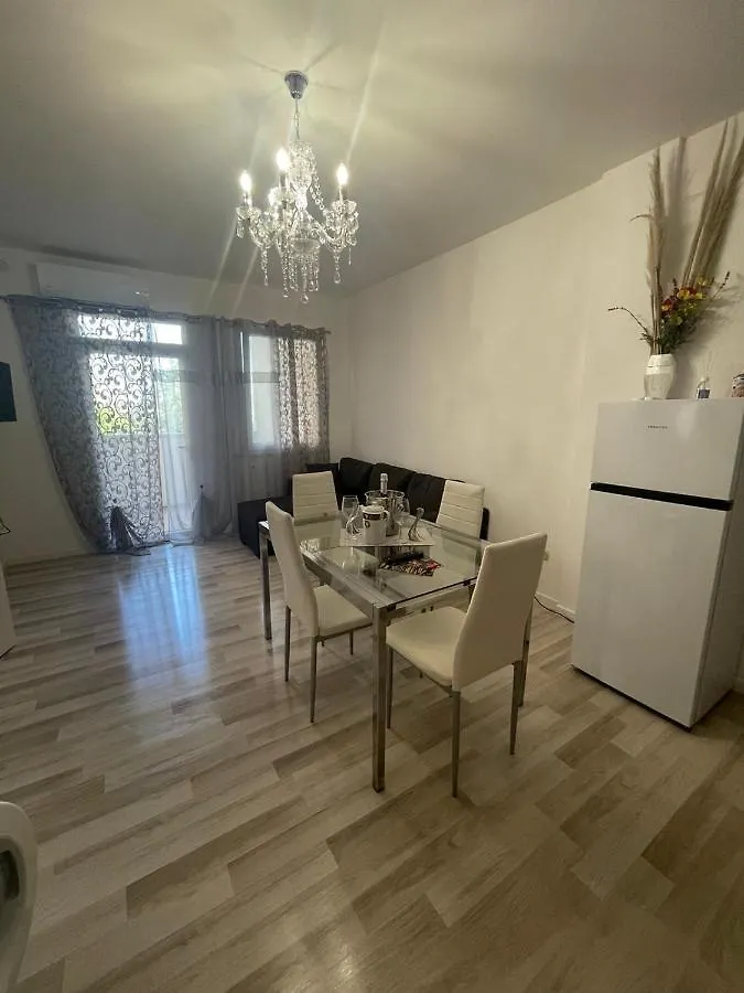 Al Mare Apartment Lido Adriano Italy